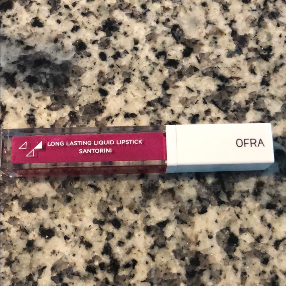 Idea liquid lipstick in Santorini